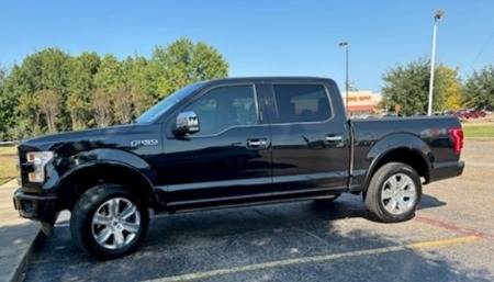 2015 Ford F150 black/repo